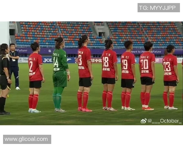 圣保罗女足迎战费罗维里亚女足争夺联赛荣耀的精彩对决 圣保罗女足迎战费罗维里亚女足争夺联赛荣耀的精彩对决